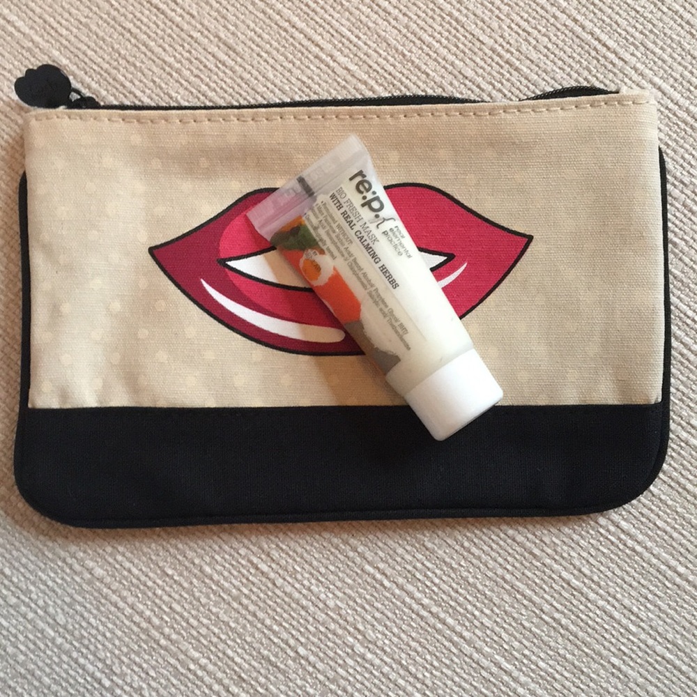 Ipsy makeup bag with re:p Bio Face Mask